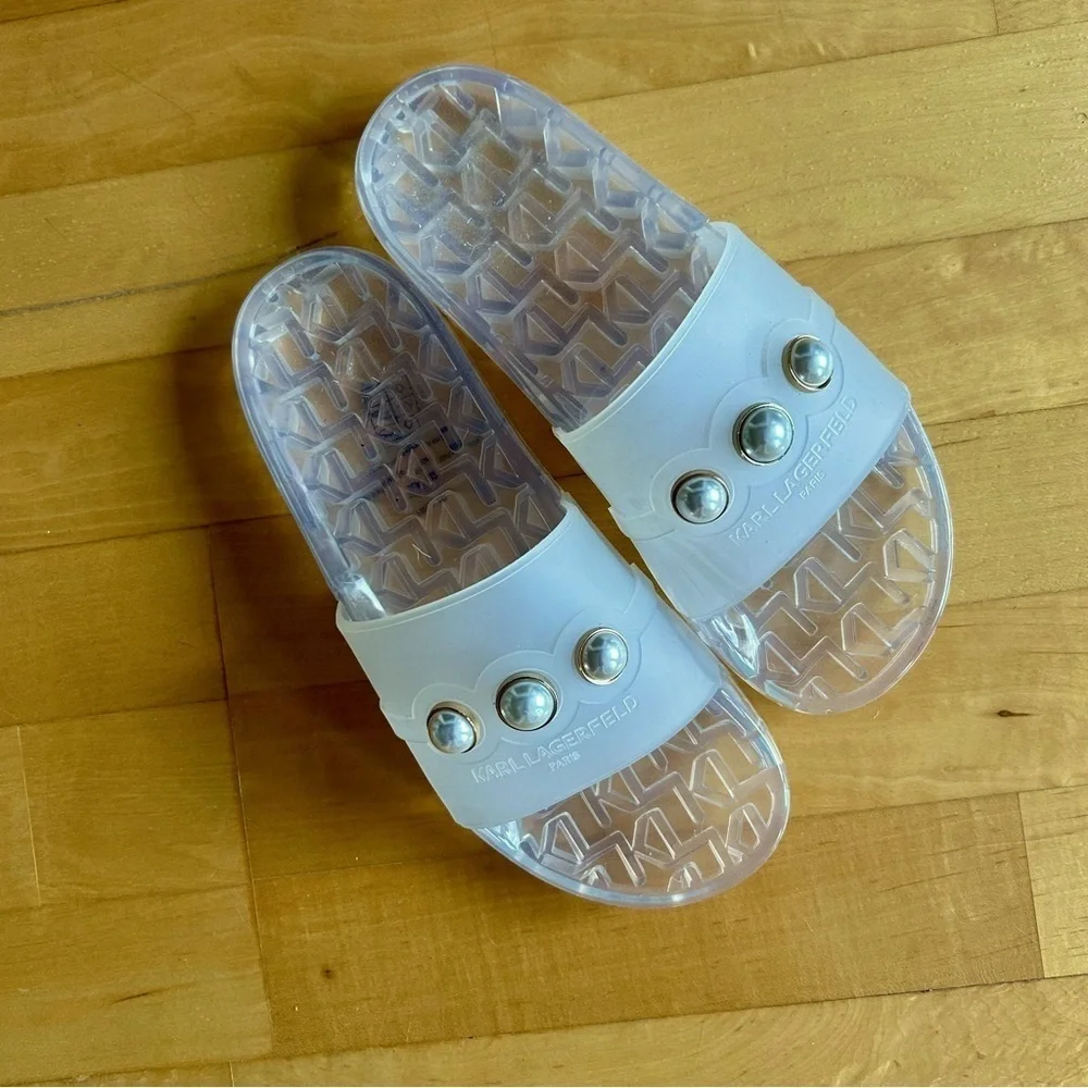 Karl Lagerfeld Clear Jelly Slides with Pearl Embellishment, White, Gold, Size 7